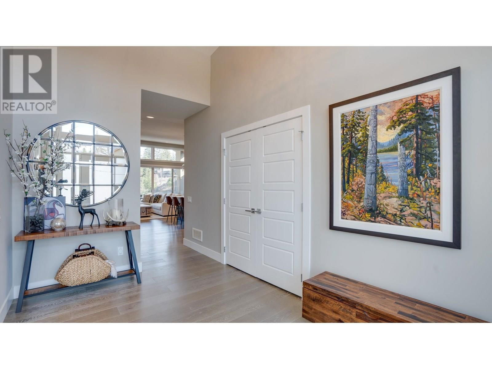1 - 450 PREDATOR RIDGE DRIVE Image 34
