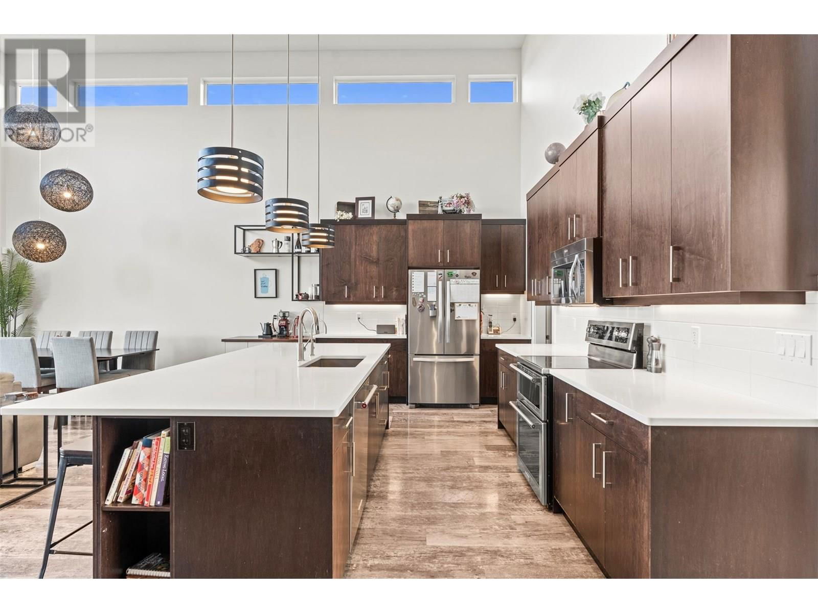 1021 LONGACRE PLACE Image 10