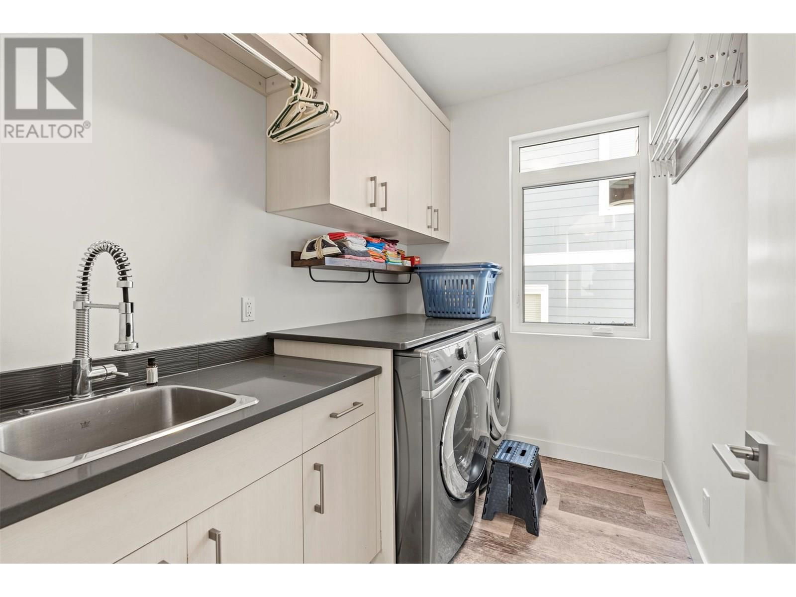 1021 LONGACRE PLACE Image 20