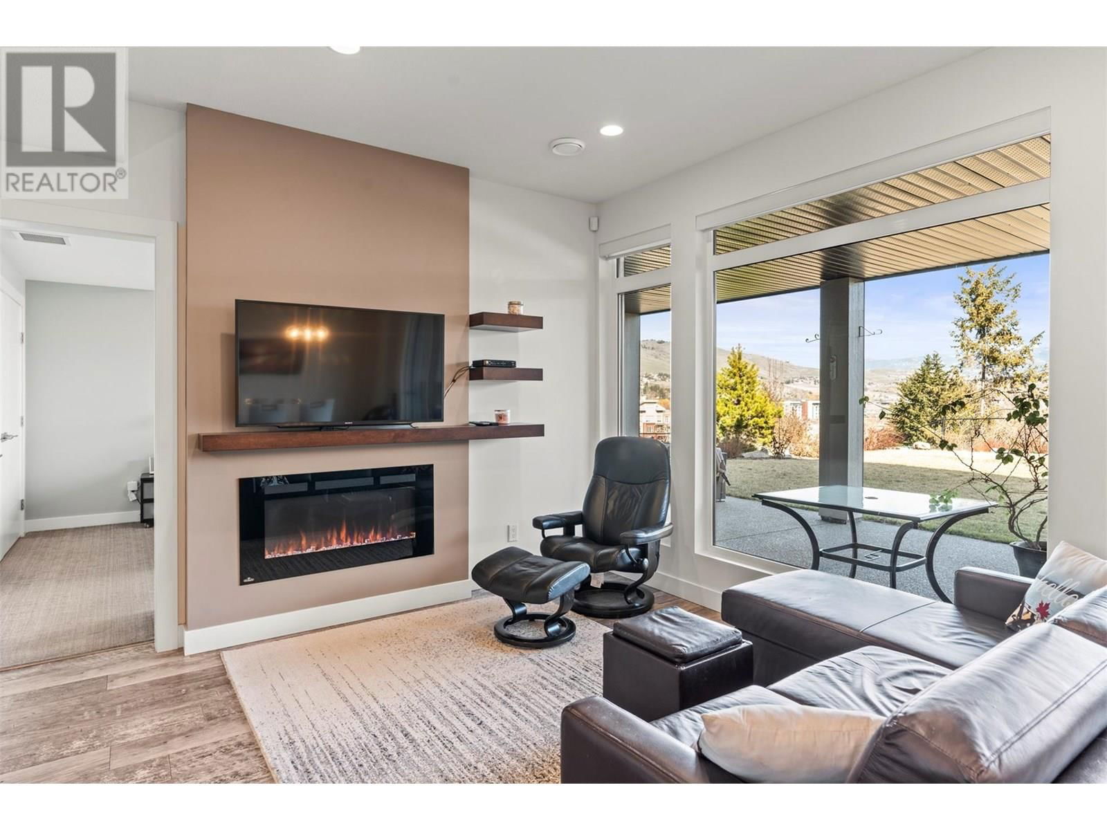 1021 LONGACRE PLACE Image 28