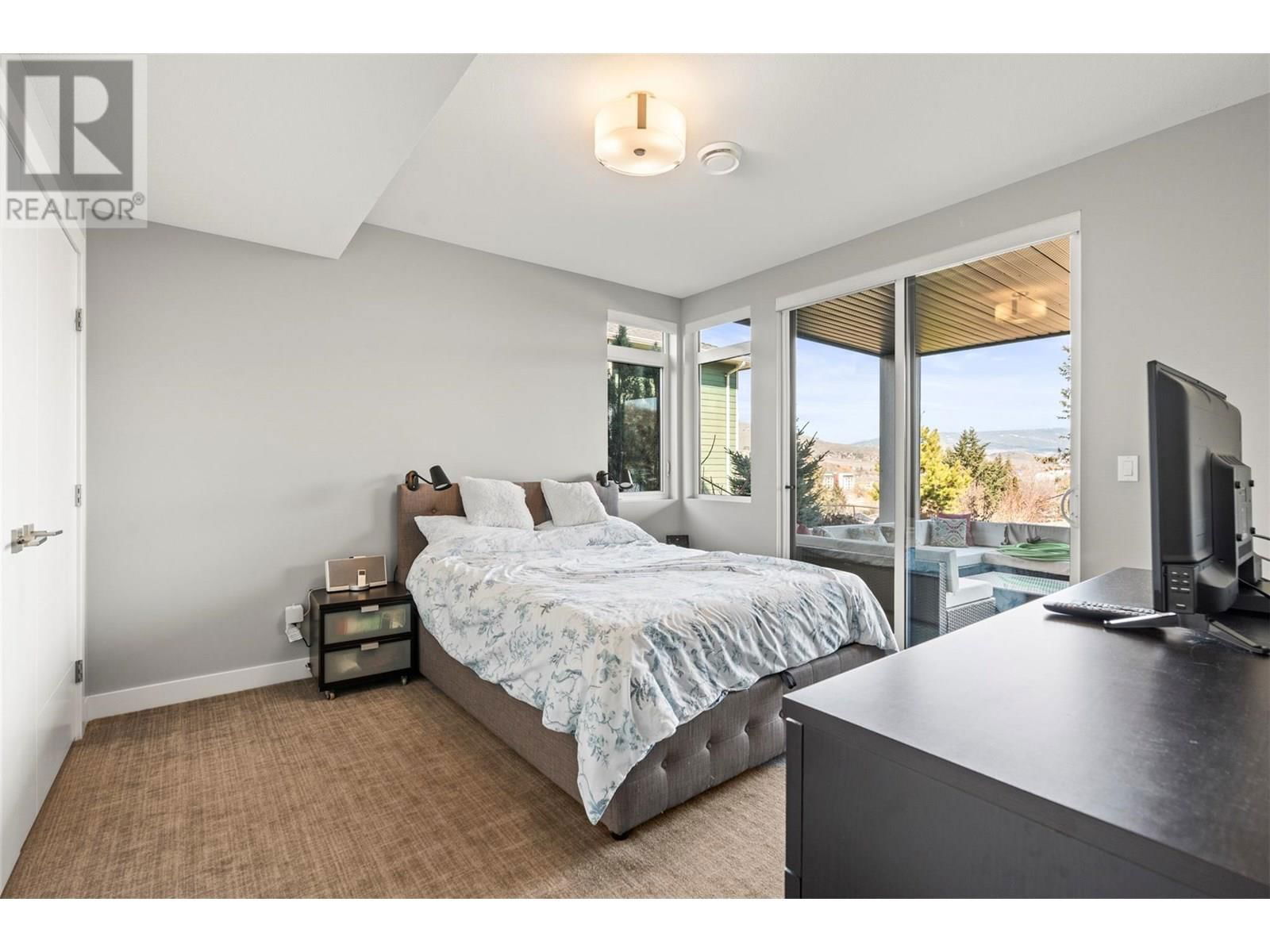 1021 LONGACRE PLACE Image 32