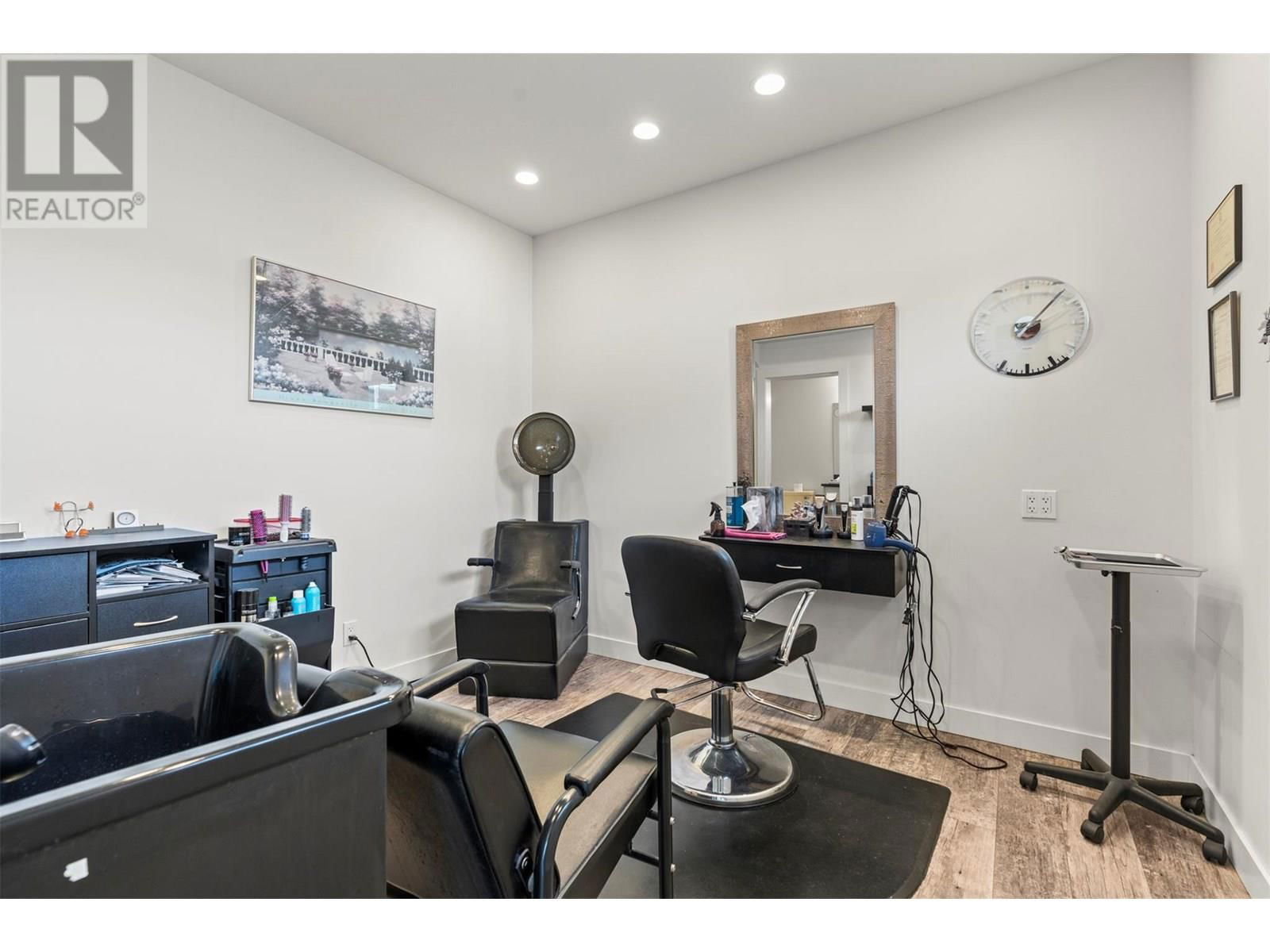 1021 LONGACRE PLACE Image 36