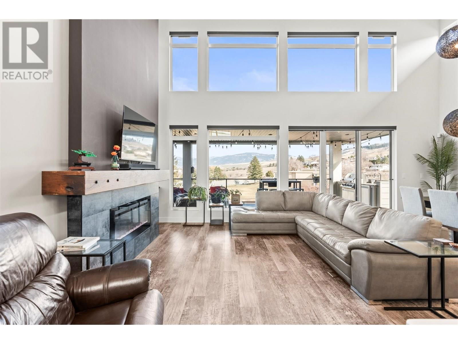 1021 LONGACRE PLACE Image 7