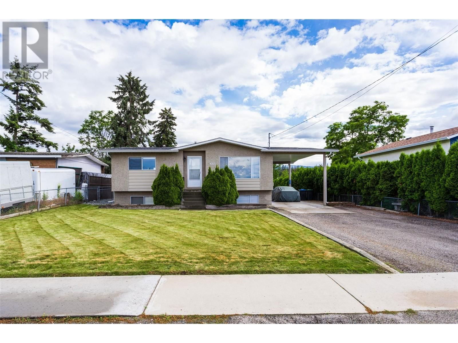 685 QUIGLEY ROAD Image 1