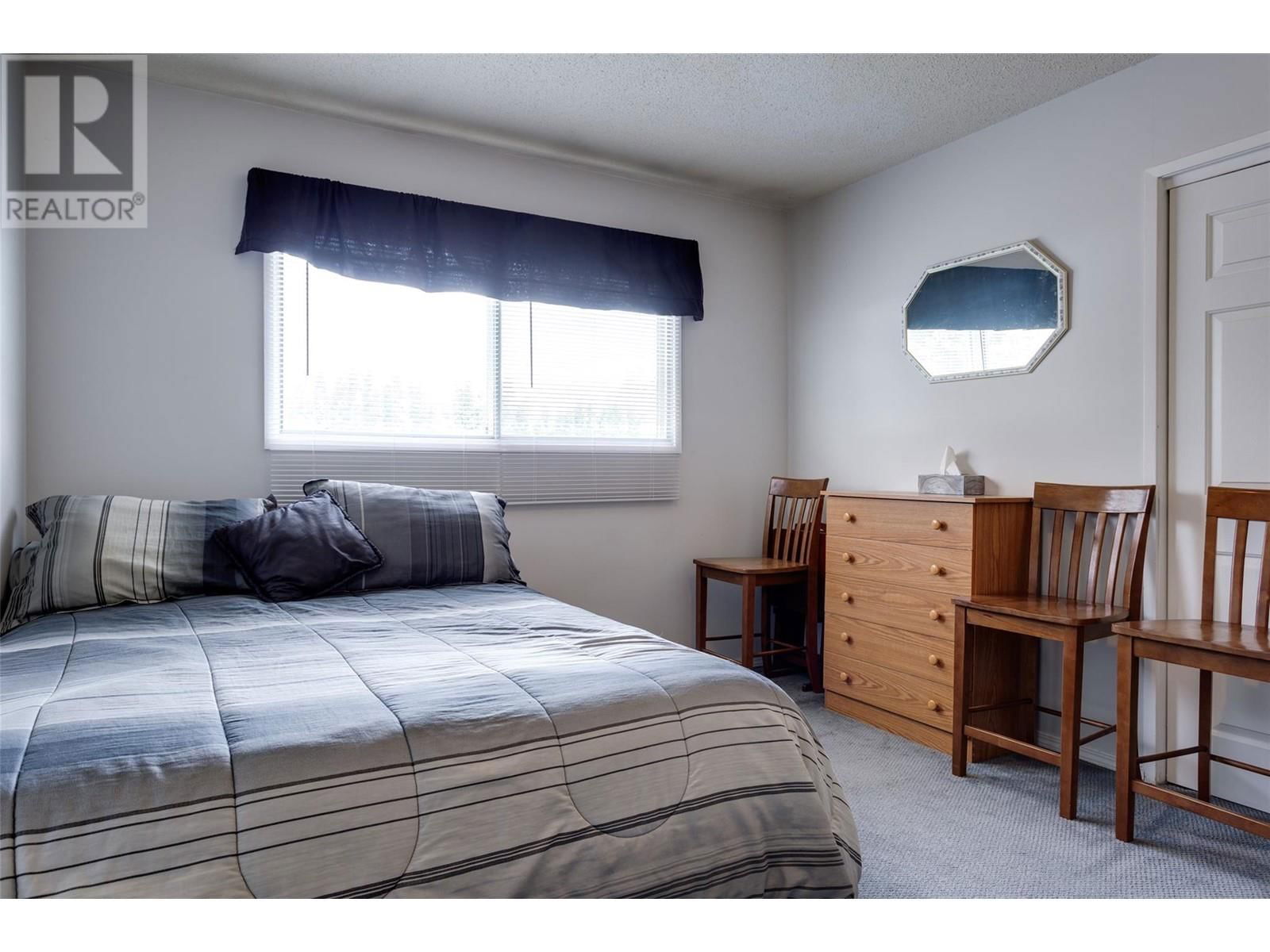 685 QUIGLEY ROAD Image 11