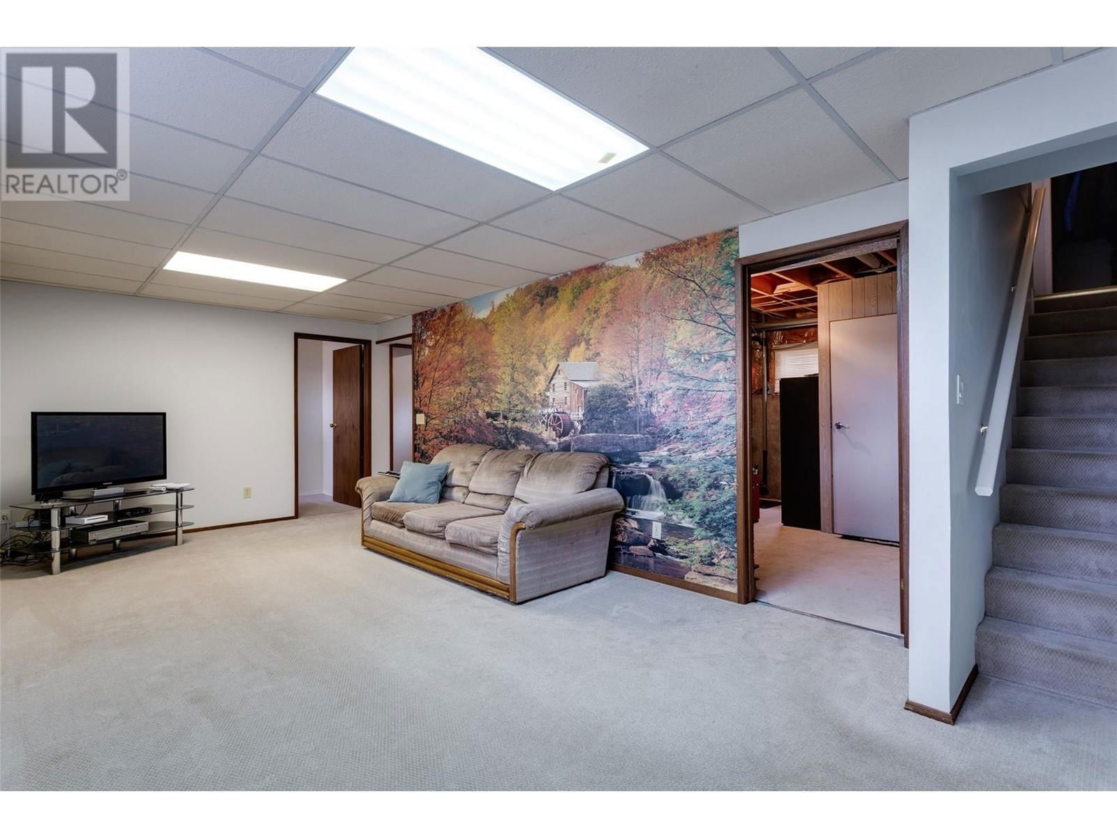 685 QUIGLEY ROAD Image 12