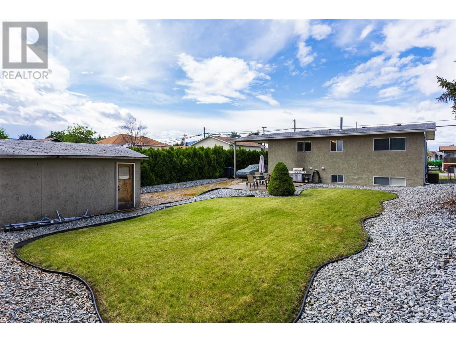 685 QUIGLEY ROAD Image 17