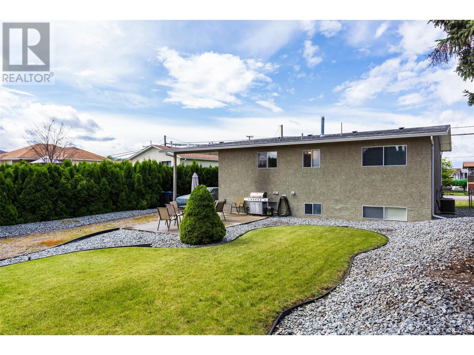 685 QUIGLEY ROAD Image 18