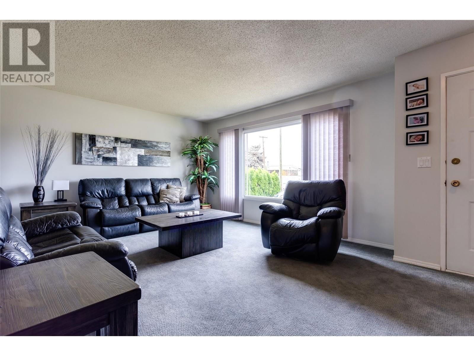685 QUIGLEY ROAD Image 3
