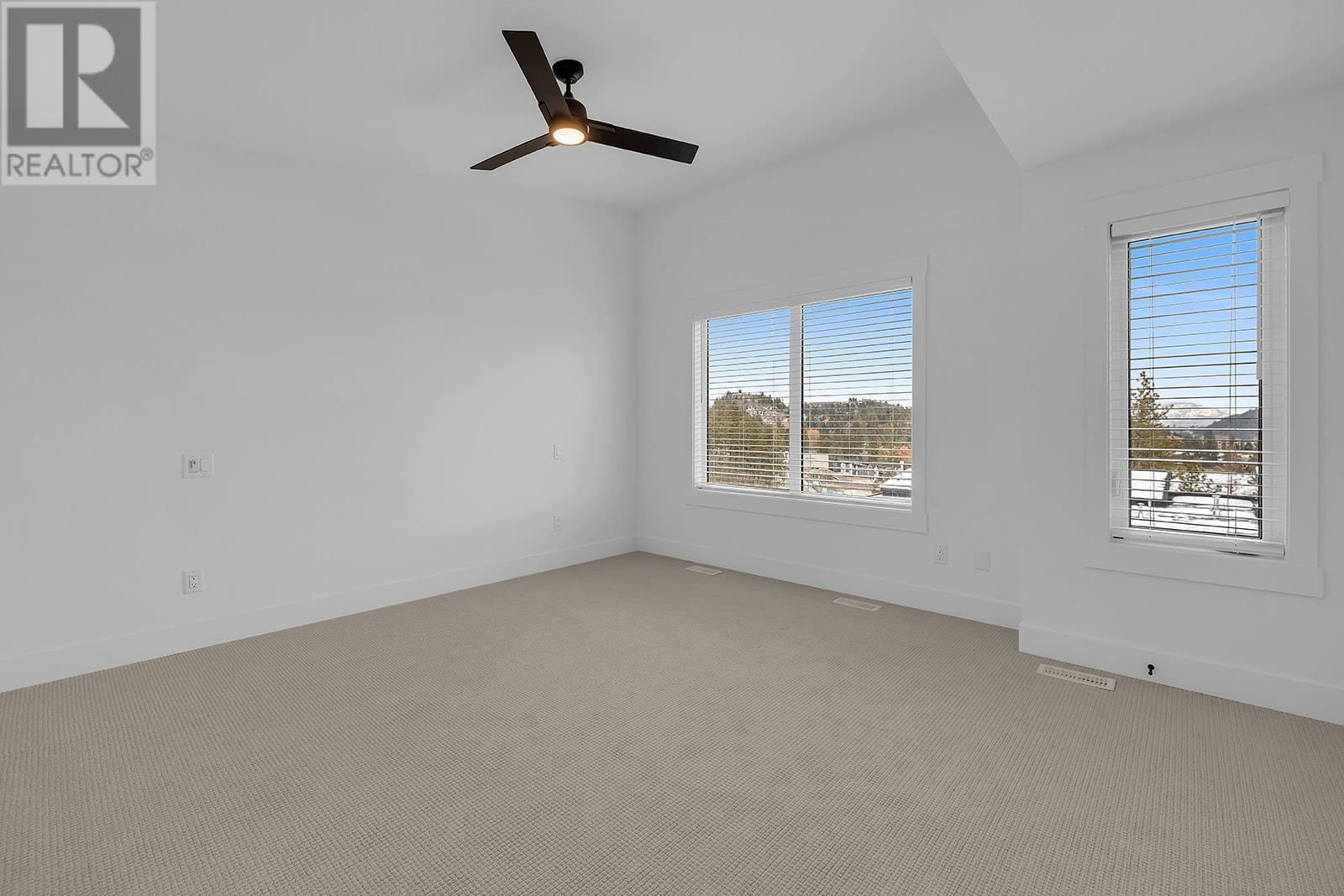 12 - 2835 CANYON CREST DRIVE Image 23