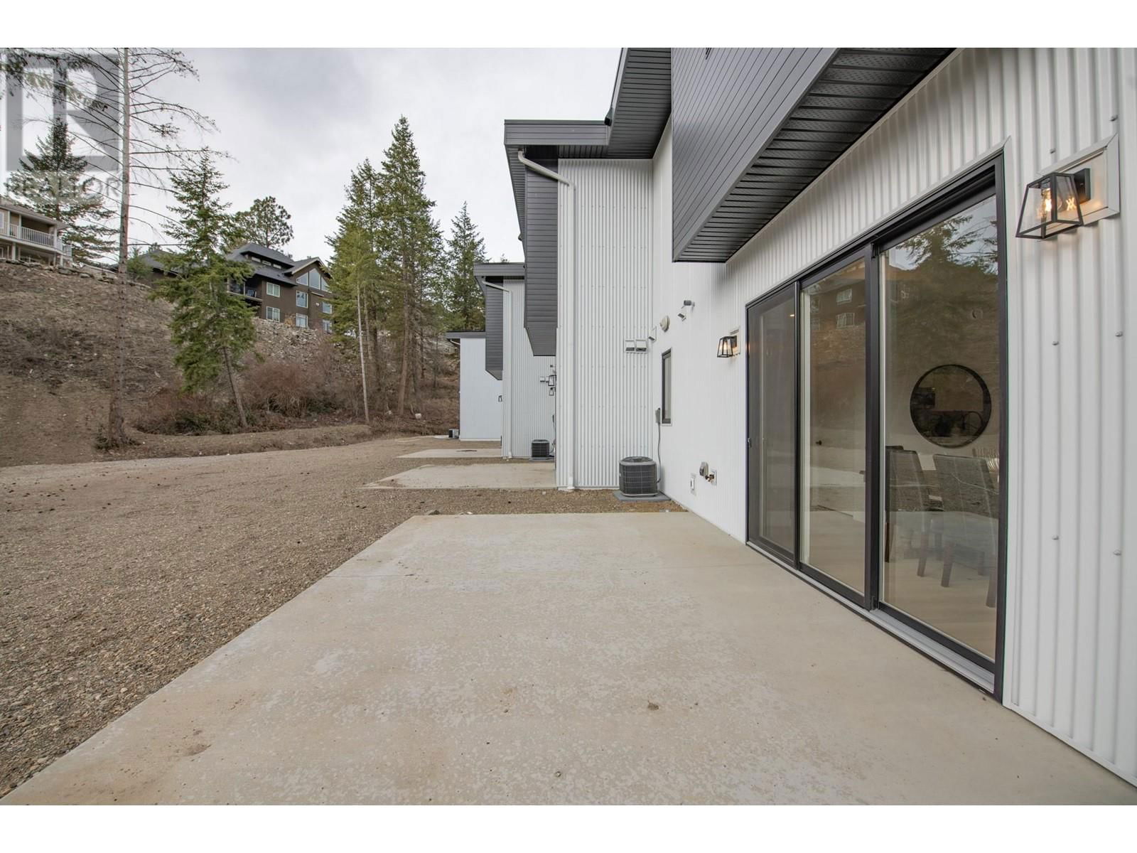2 - 9188 TRONSON ROAD Image 15