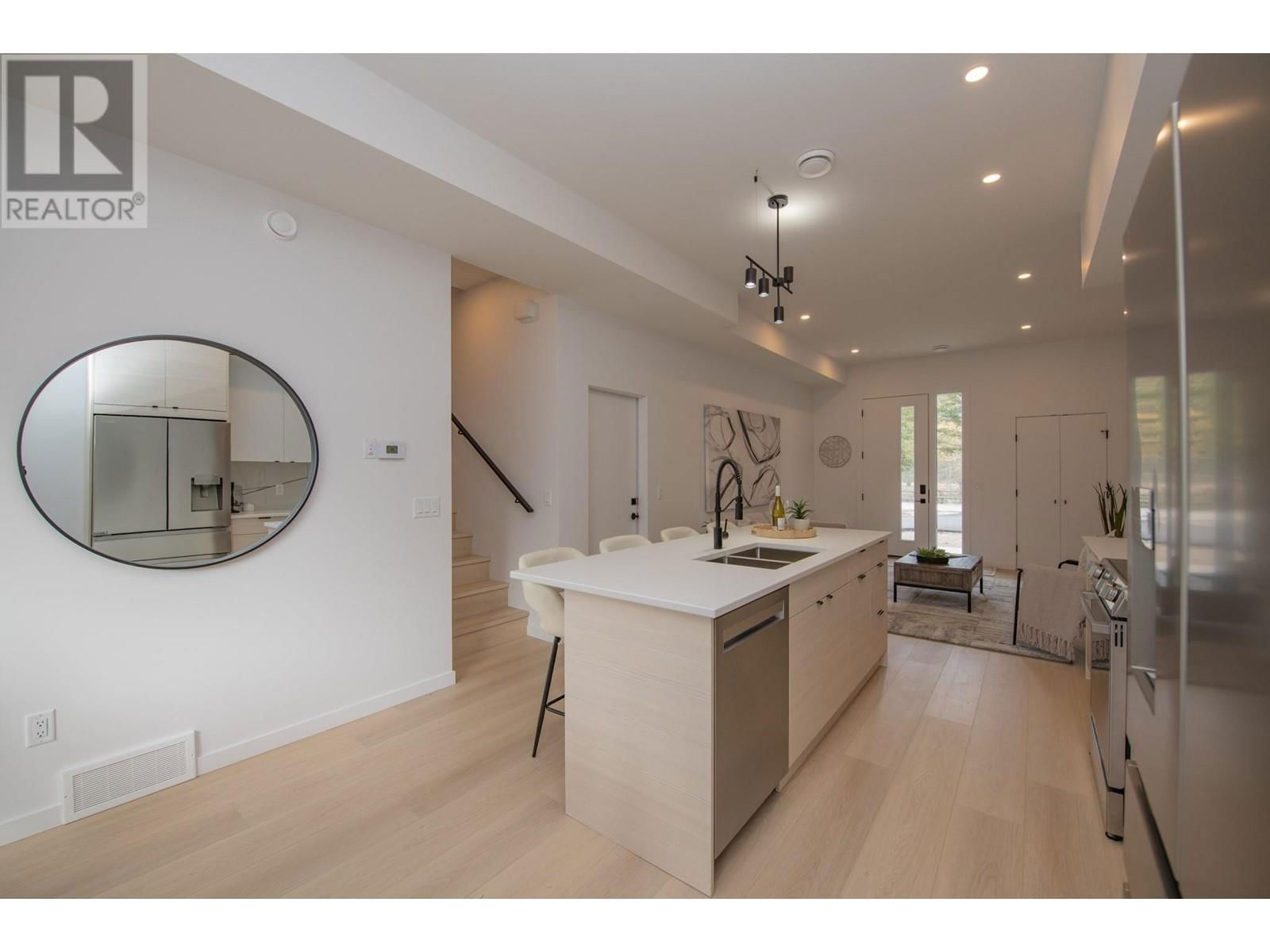 2 - 9188 TRONSON ROAD Image 20