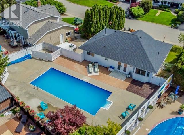 112 UPLANDS PLACE Image 34