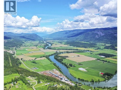 213 Crooked Pine Road | Enderby British Columbia | Slide Image Six
