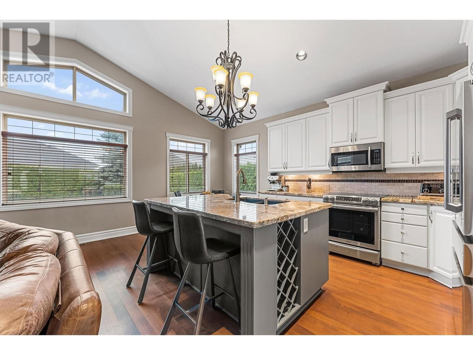 3079 THACKER DRIVE Image 17