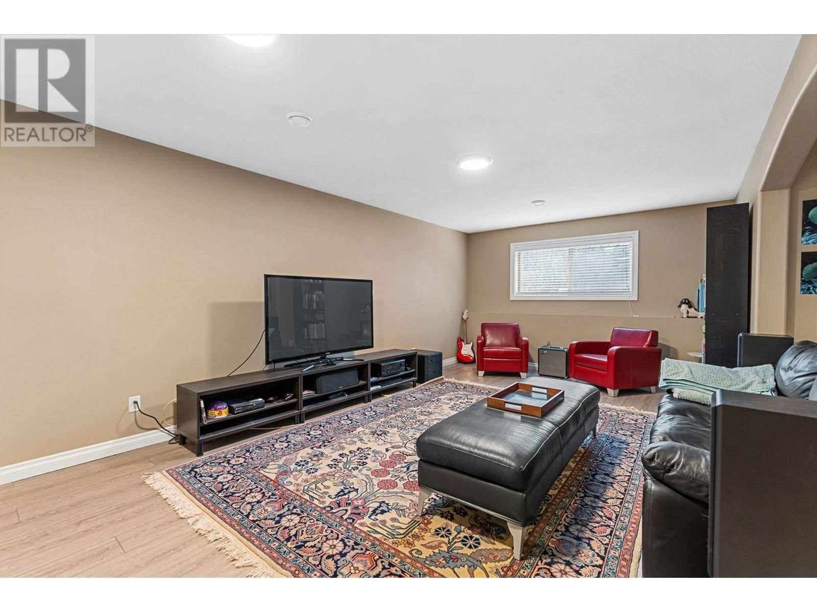 3079 THACKER DRIVE Image 32