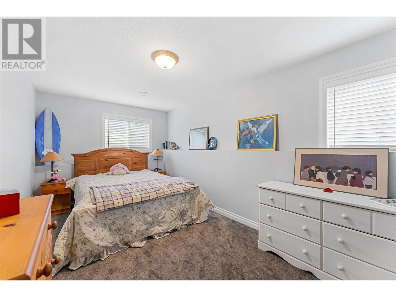 3079 THACKER DRIVE Image 35