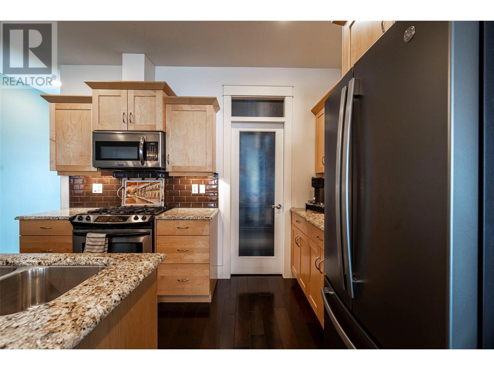 21 - 5920 HERITAGE DRIVE Image 21