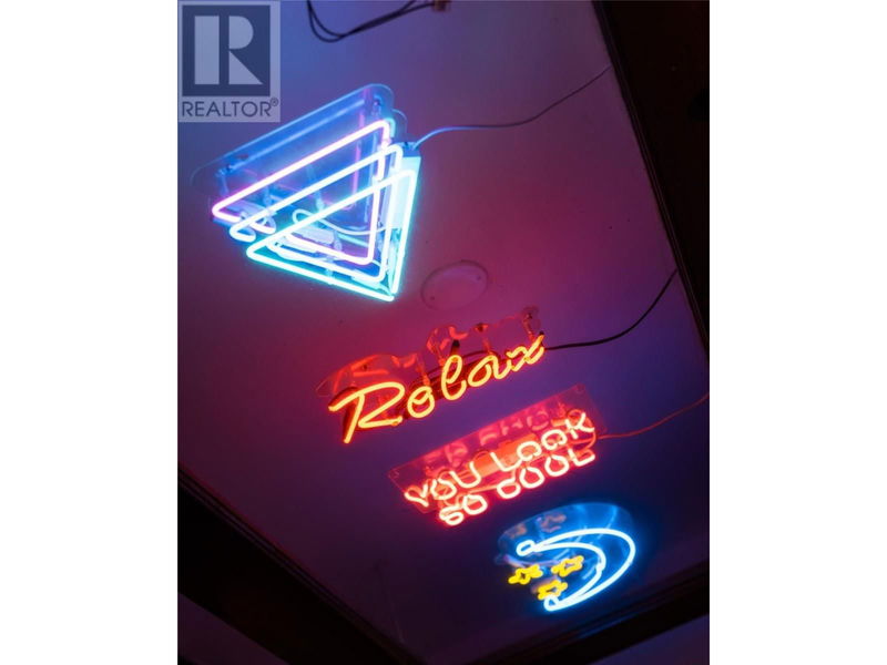 Image #1 of Restaurant for Sale at Baker St, Nelson, British Columbia
