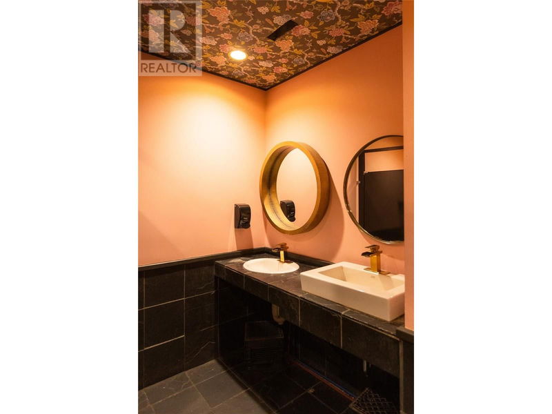 Image #1 of Restaurant for Sale at Baker St, Nelson, British Columbia