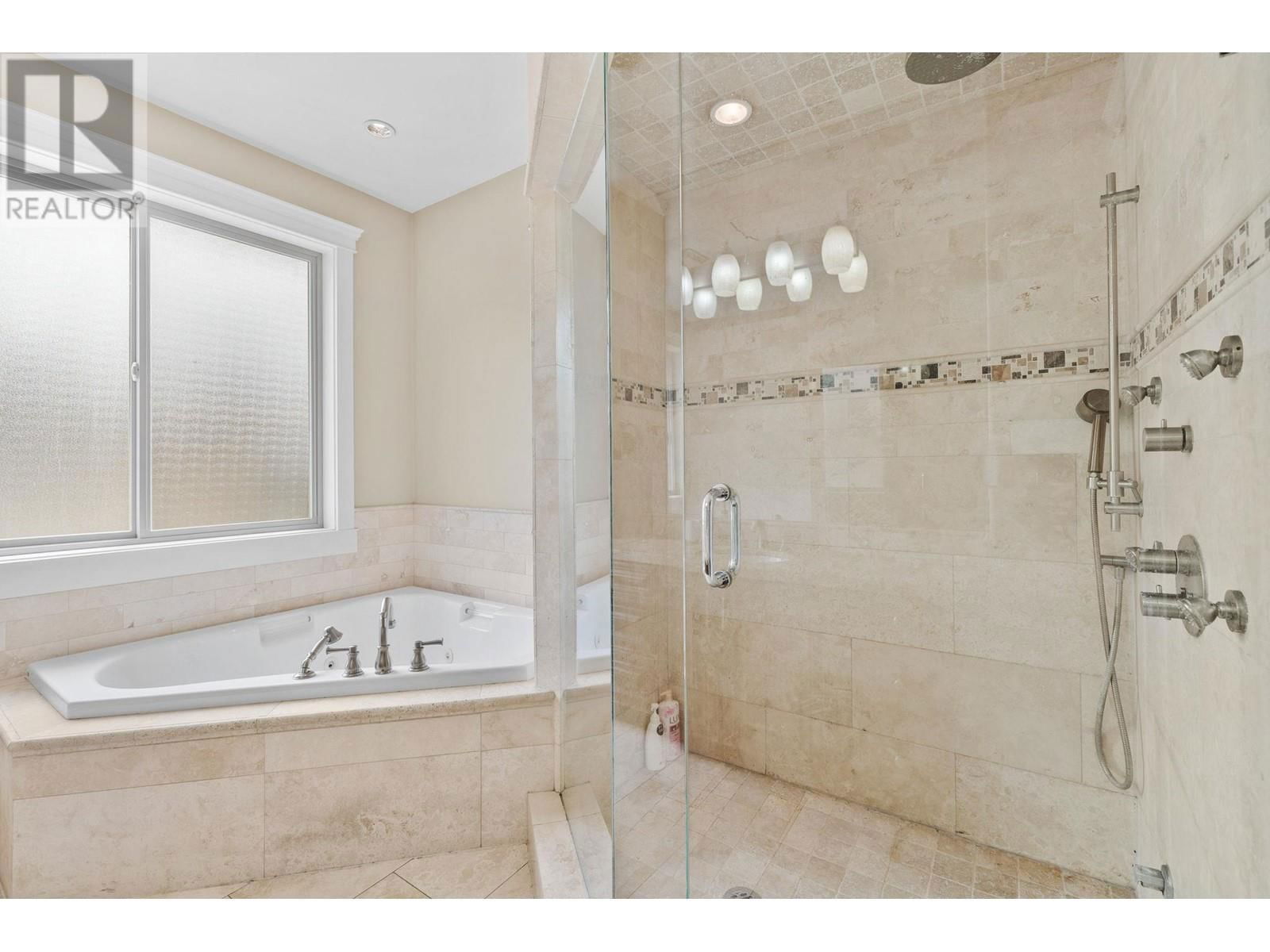 368 TRUMPETER COURT Image 20