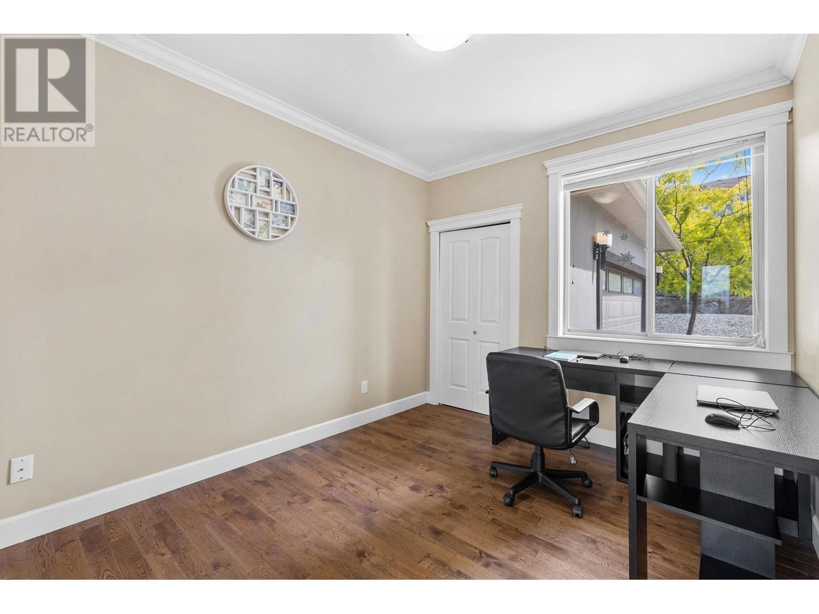 368 TRUMPETER COURT Image 21