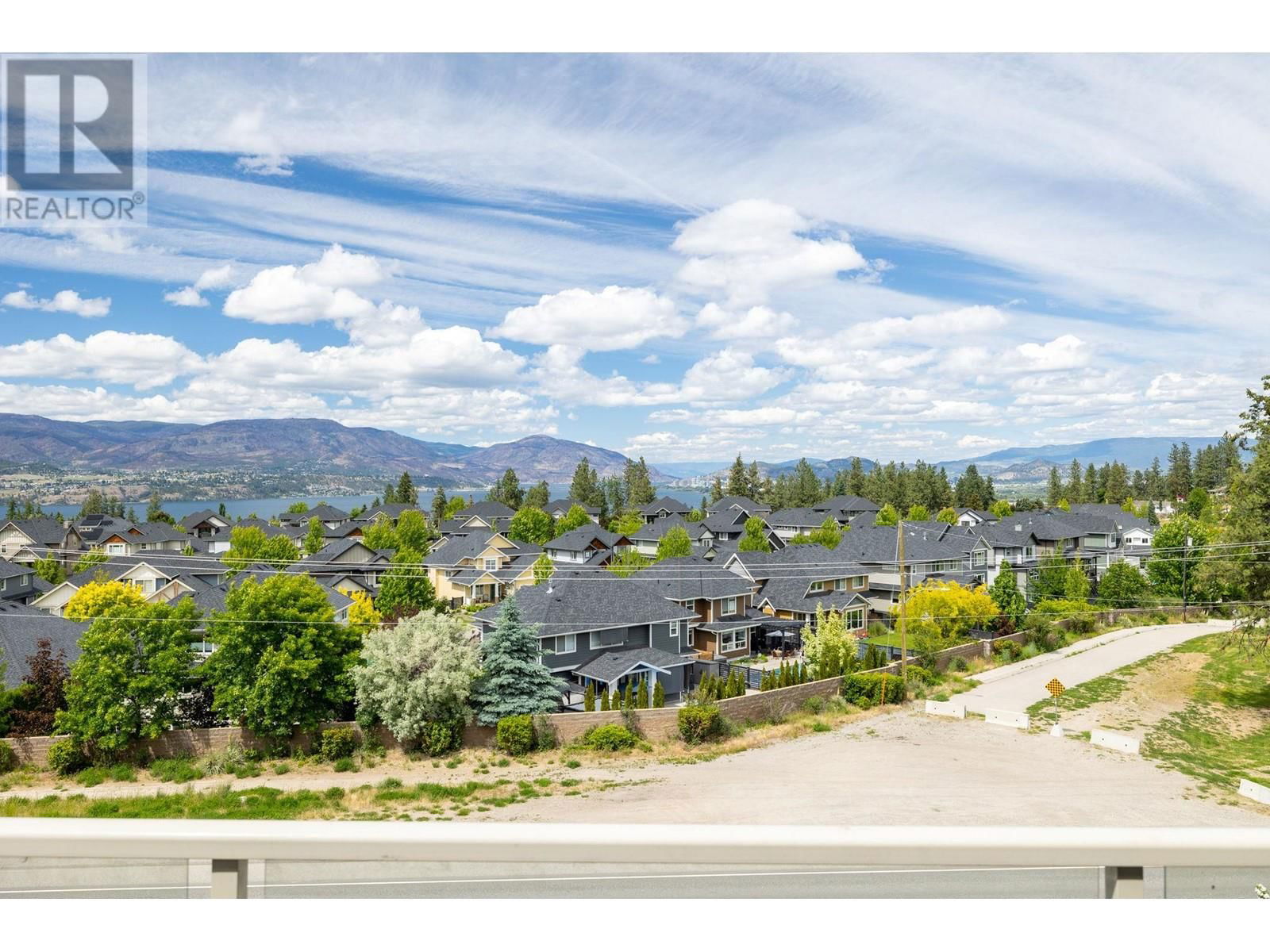 368 TRUMPETER COURT Image 25