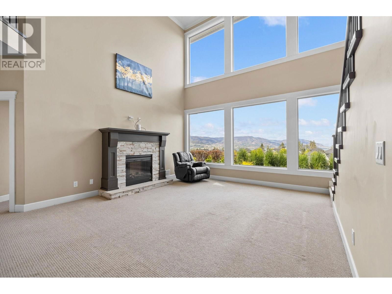 368 TRUMPETER COURT Image 32