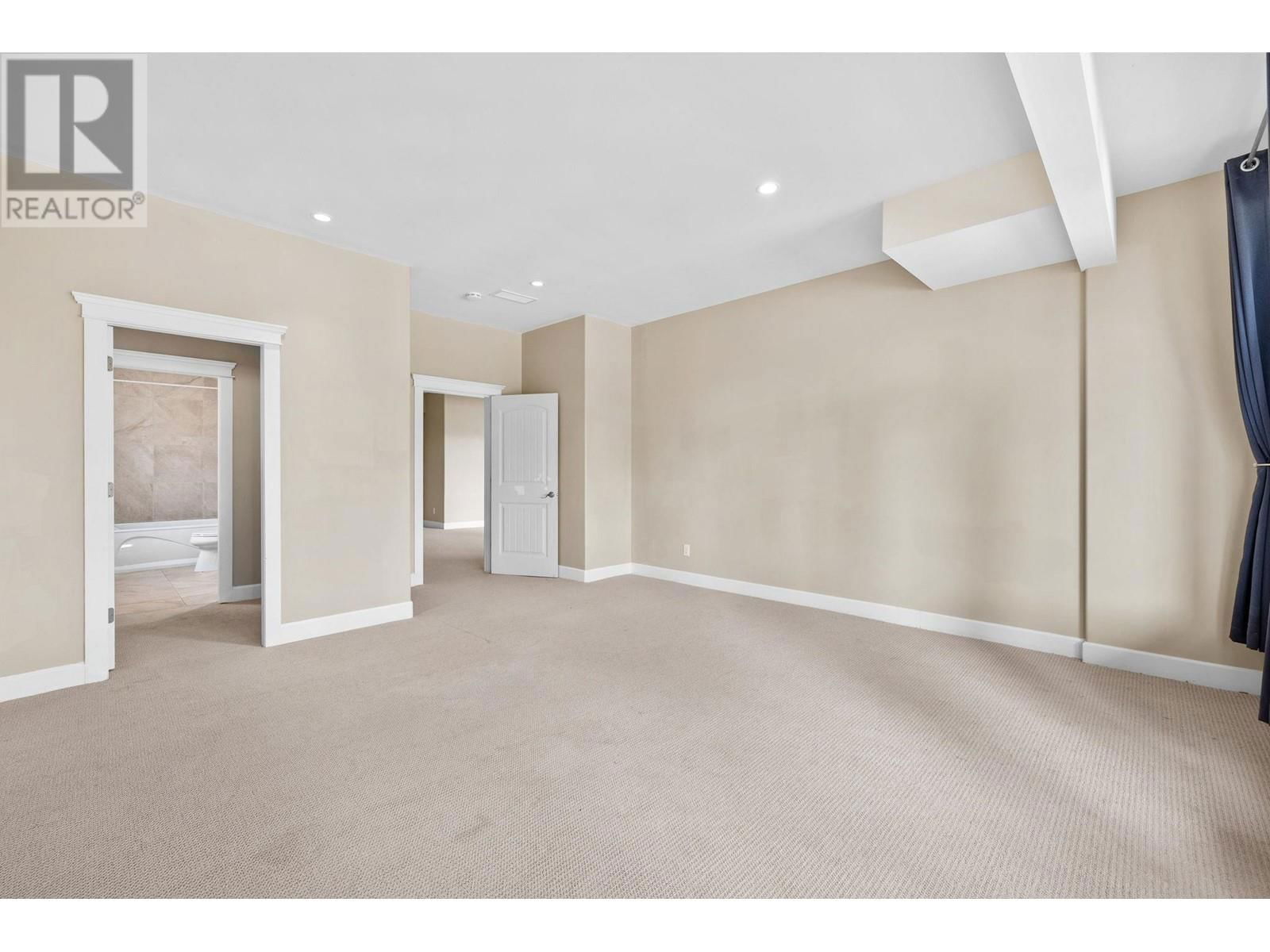 368 TRUMPETER COURT Image 38