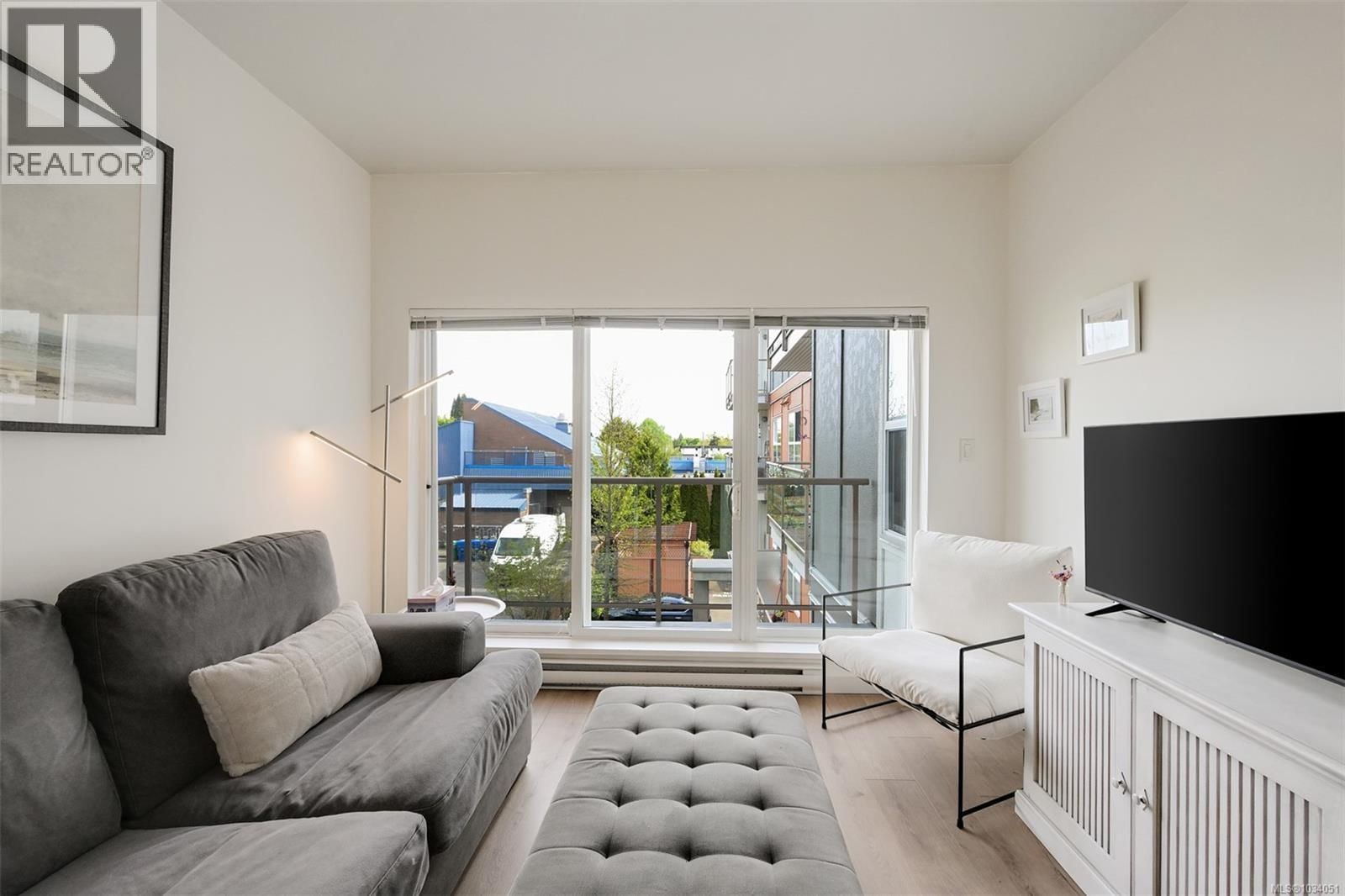311 1550 Church Avenue property photo