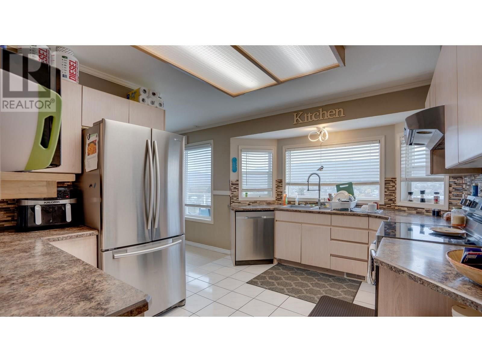 4305 WESTVIEW DRIVE Image 7