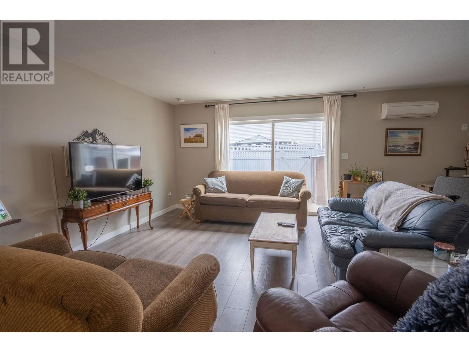 119 - 3315 WILSON STREET Image 3