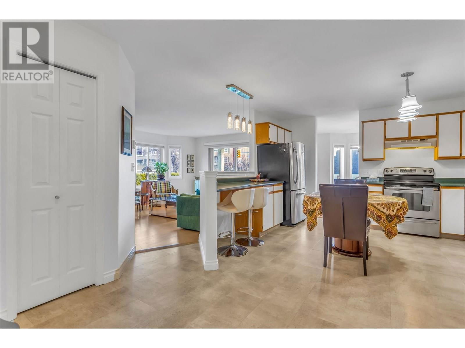 101 - 680 DOYLE AVENUE Image 4