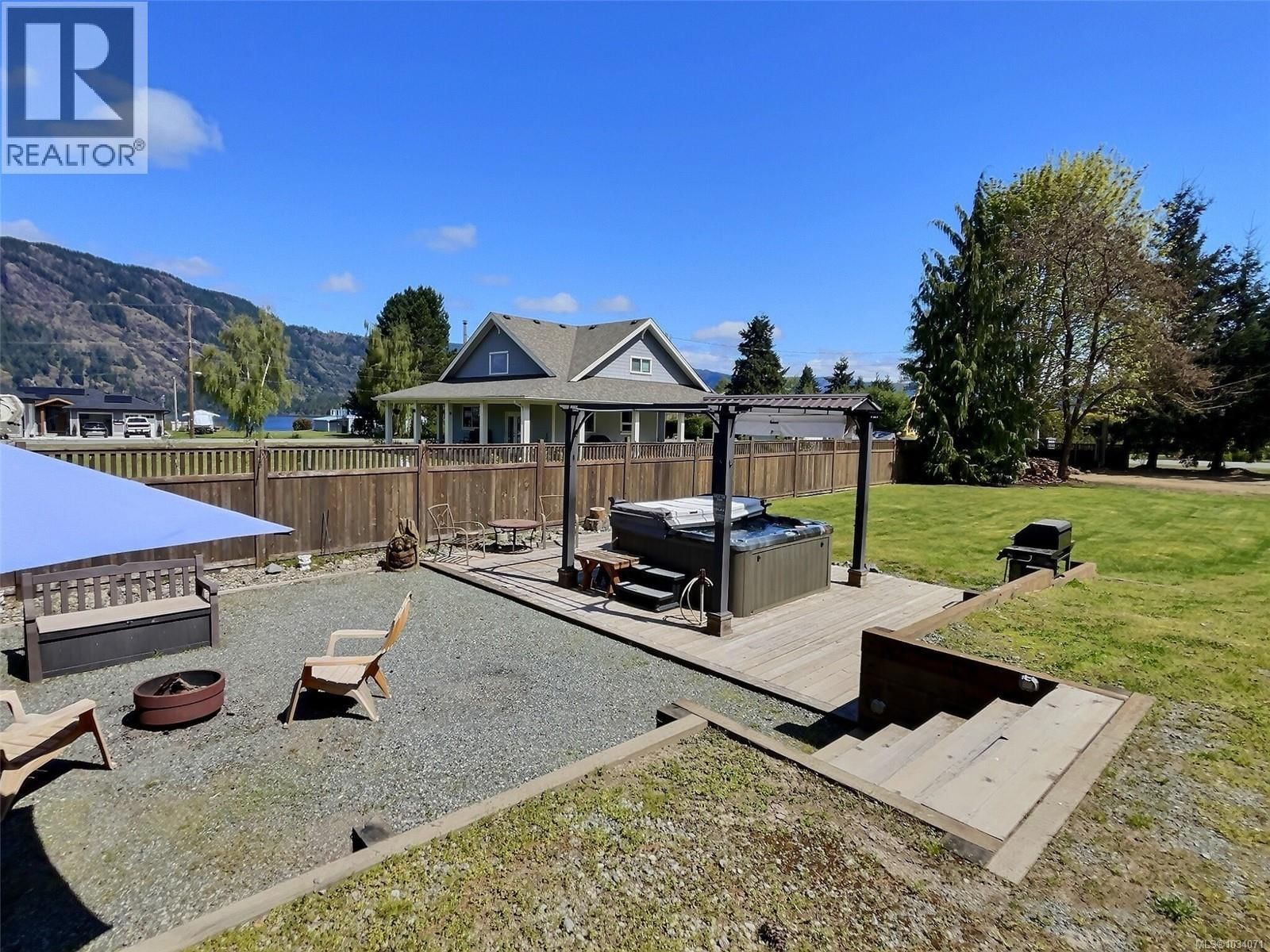 6855 Charles Place property photo