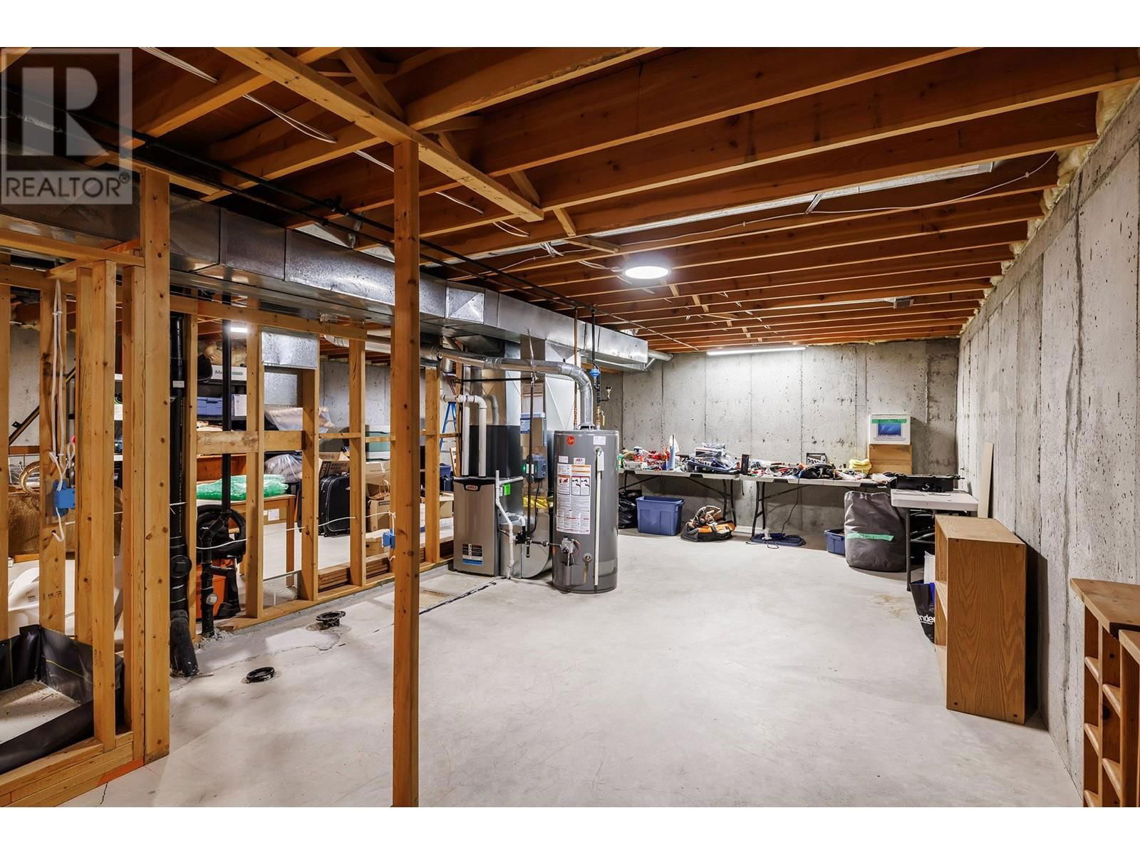 13 - 2200 GORDON DRIVE Image 22