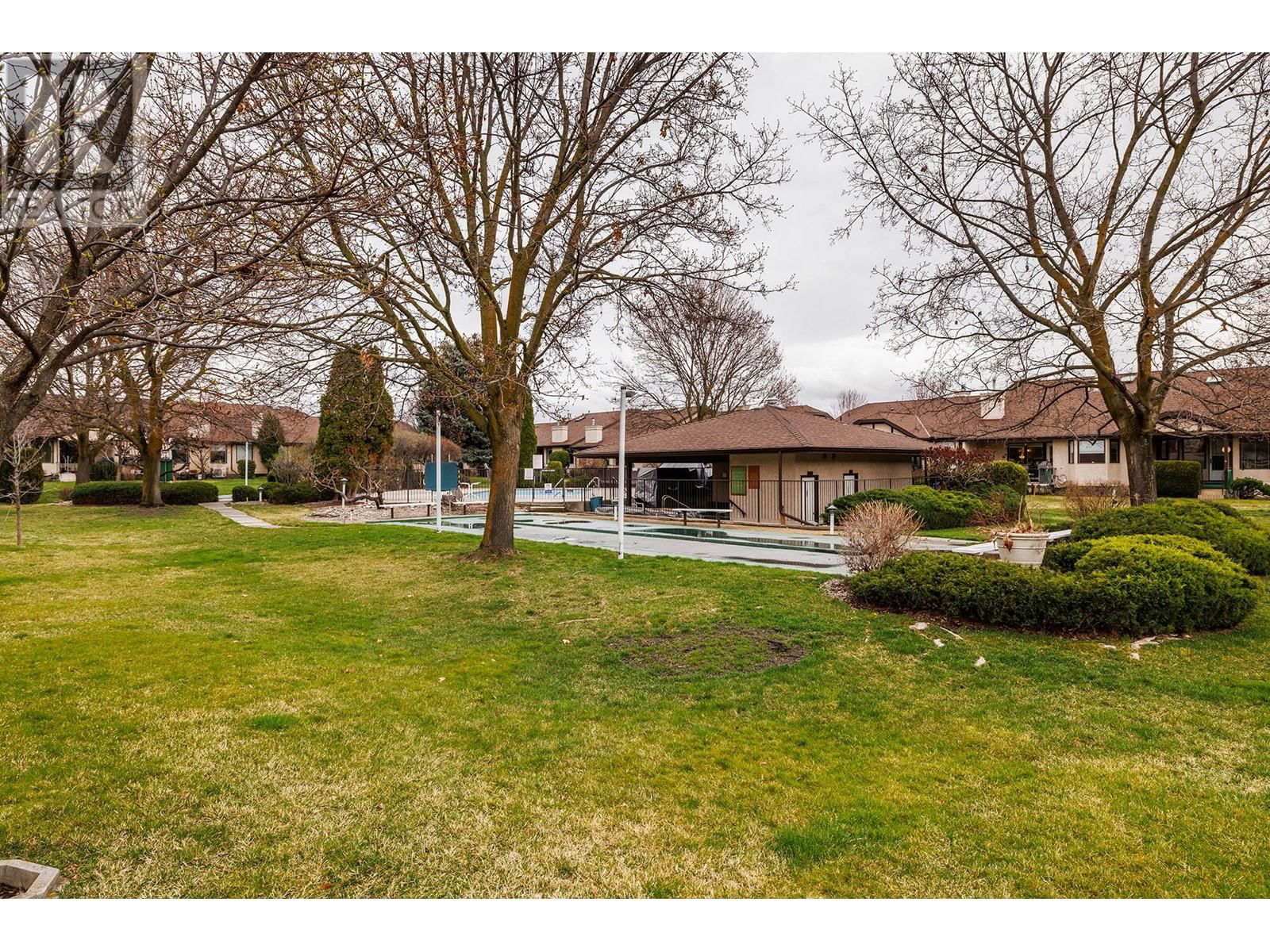 13 - 2200 GORDON DRIVE Image 34