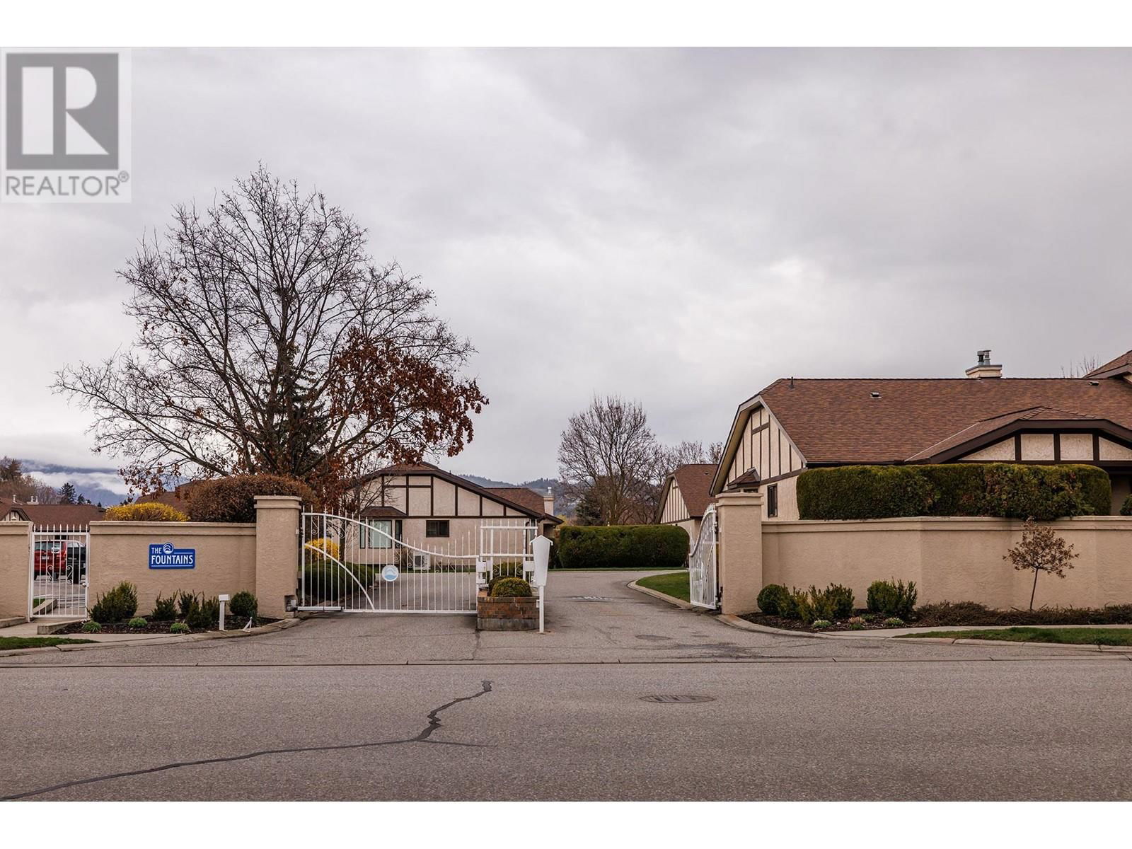 13 - 2200 GORDON DRIVE Image 35