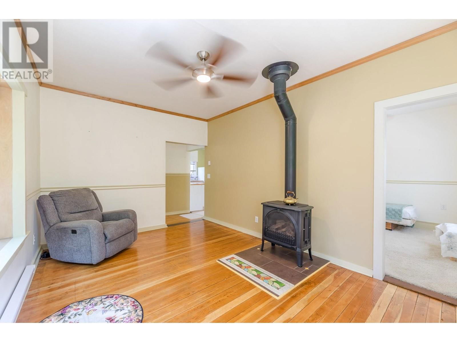 506 10TH AVENUE Image 10