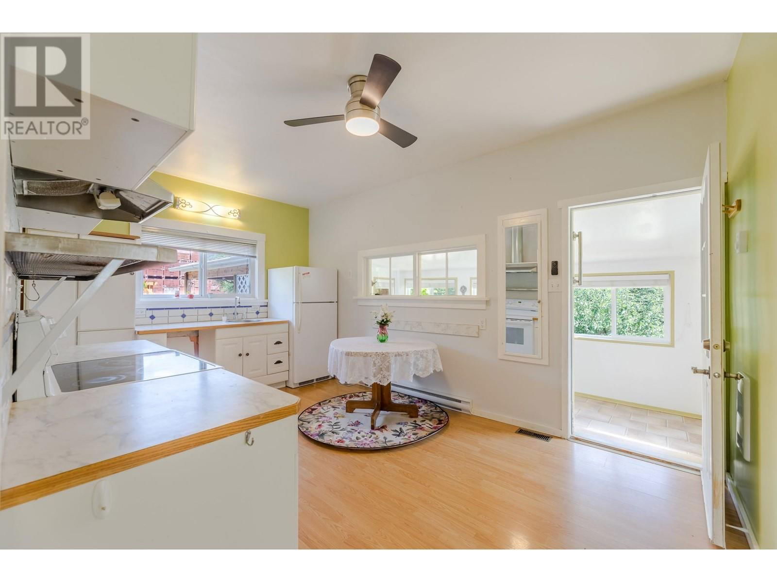 506 10TH AVENUE Image 14