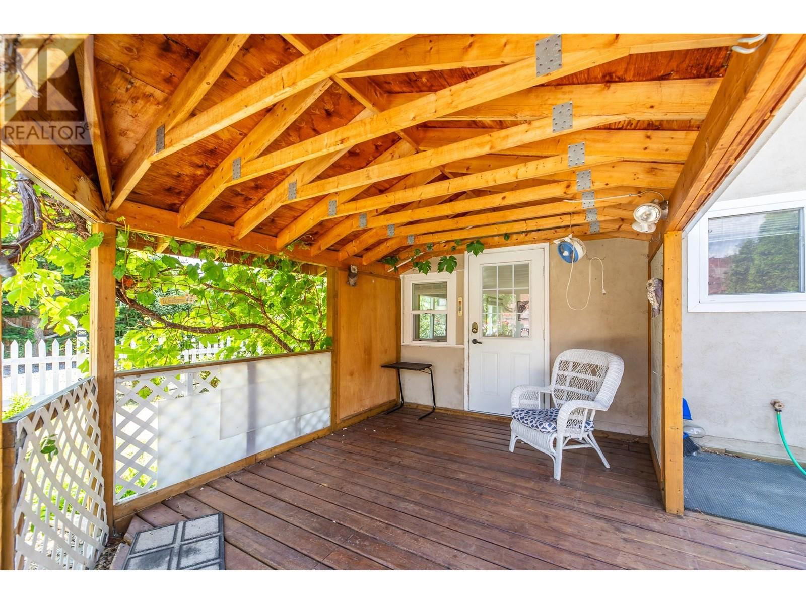 506 10TH AVENUE Image 27