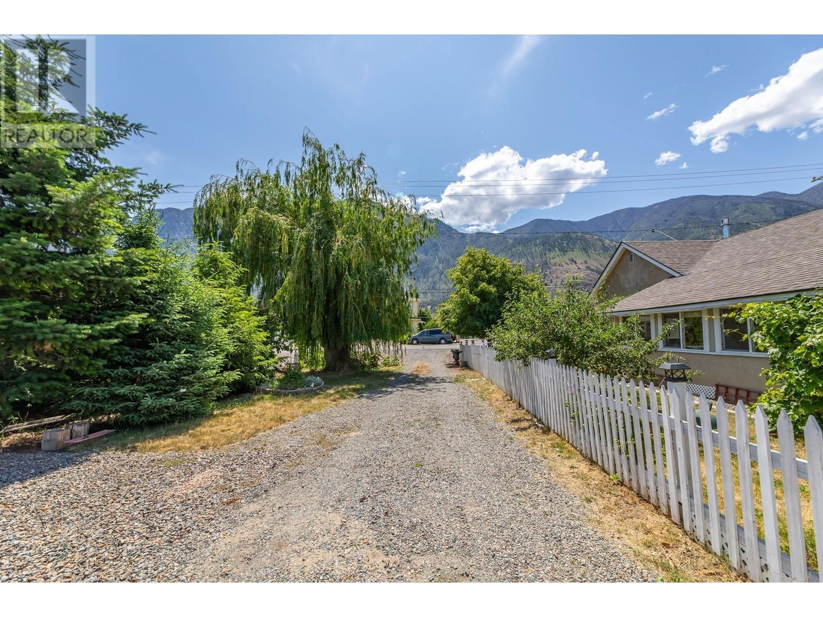 506 10TH AVENUE Image 37