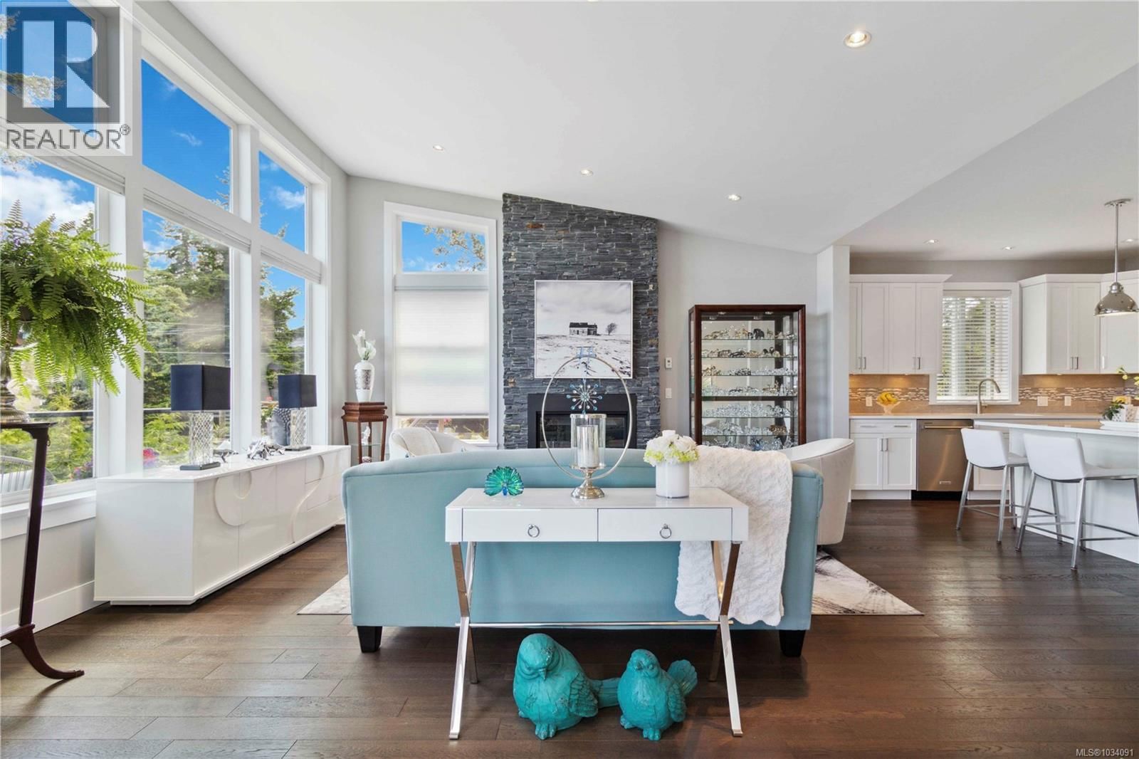 708 Demel Place property photo