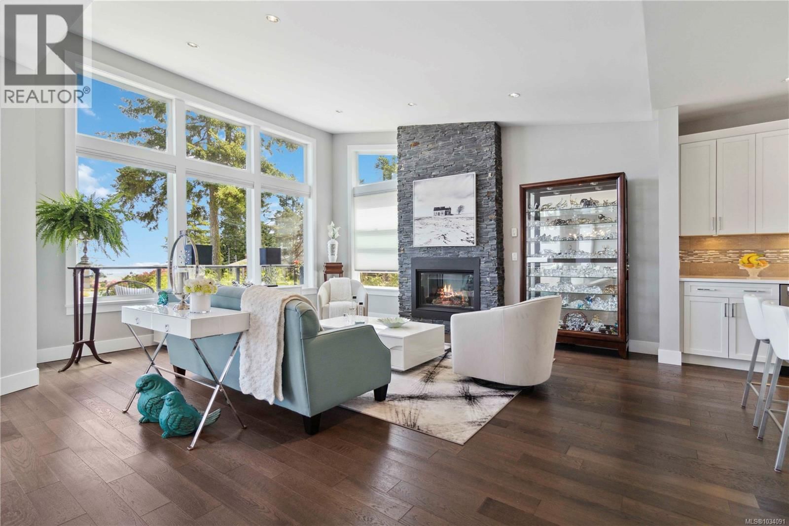 708 Demel Place property photo