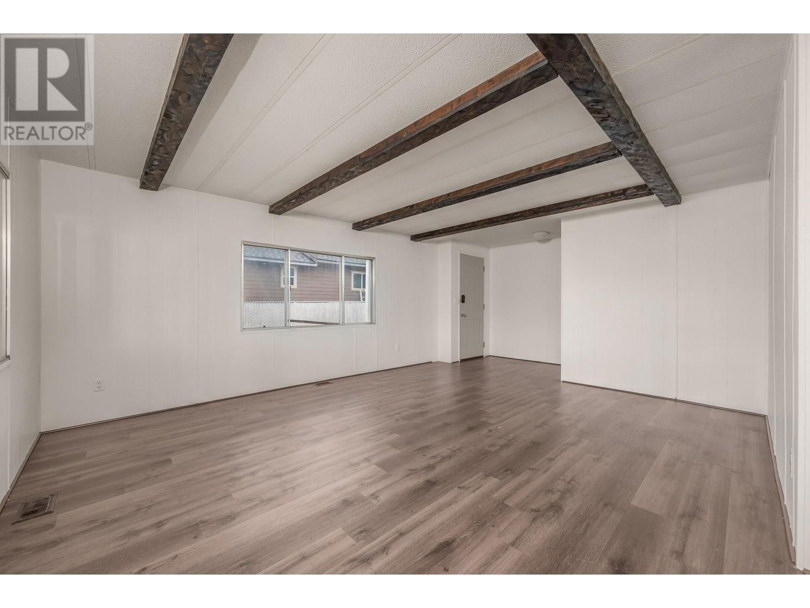 5341 75 AVENUE NORTHEAST Image 3