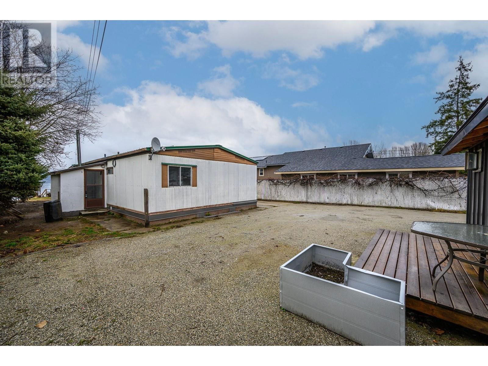 5341 75 AVENUE NORTHEAST Image 42