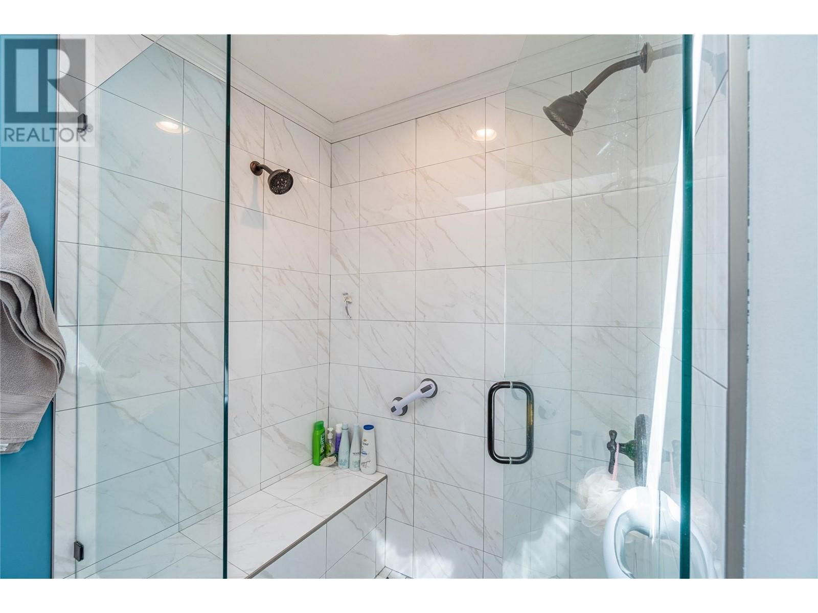 1817 COLDWATER COURT Image 22