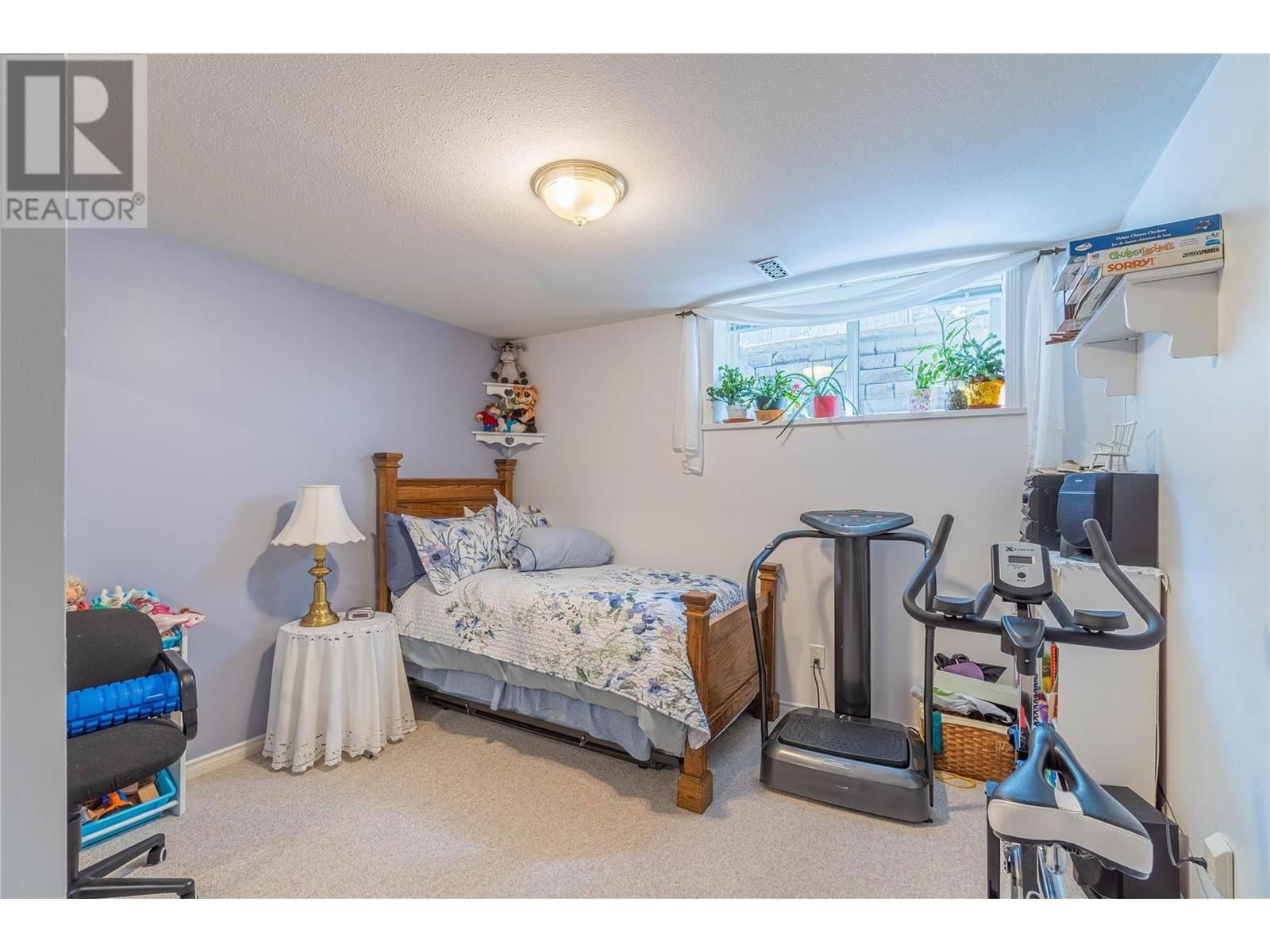 1817 COLDWATER COURT Image 35