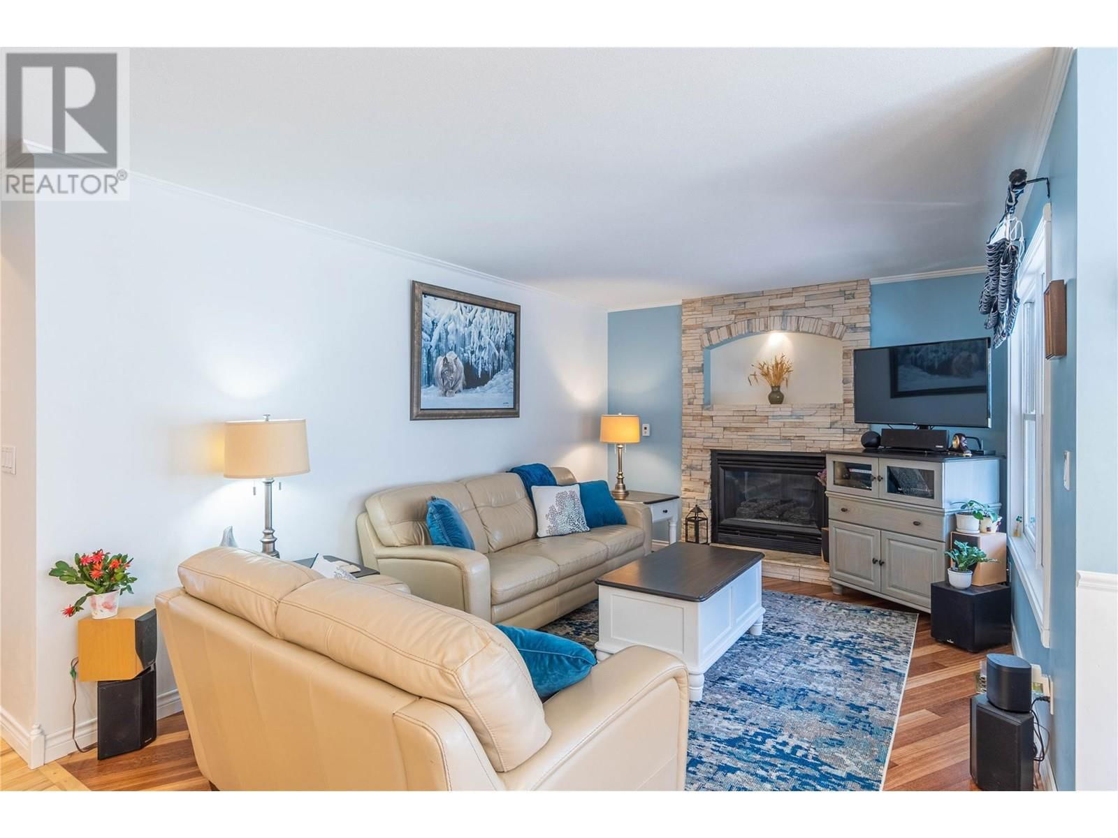 1817 COLDWATER COURT Image 8