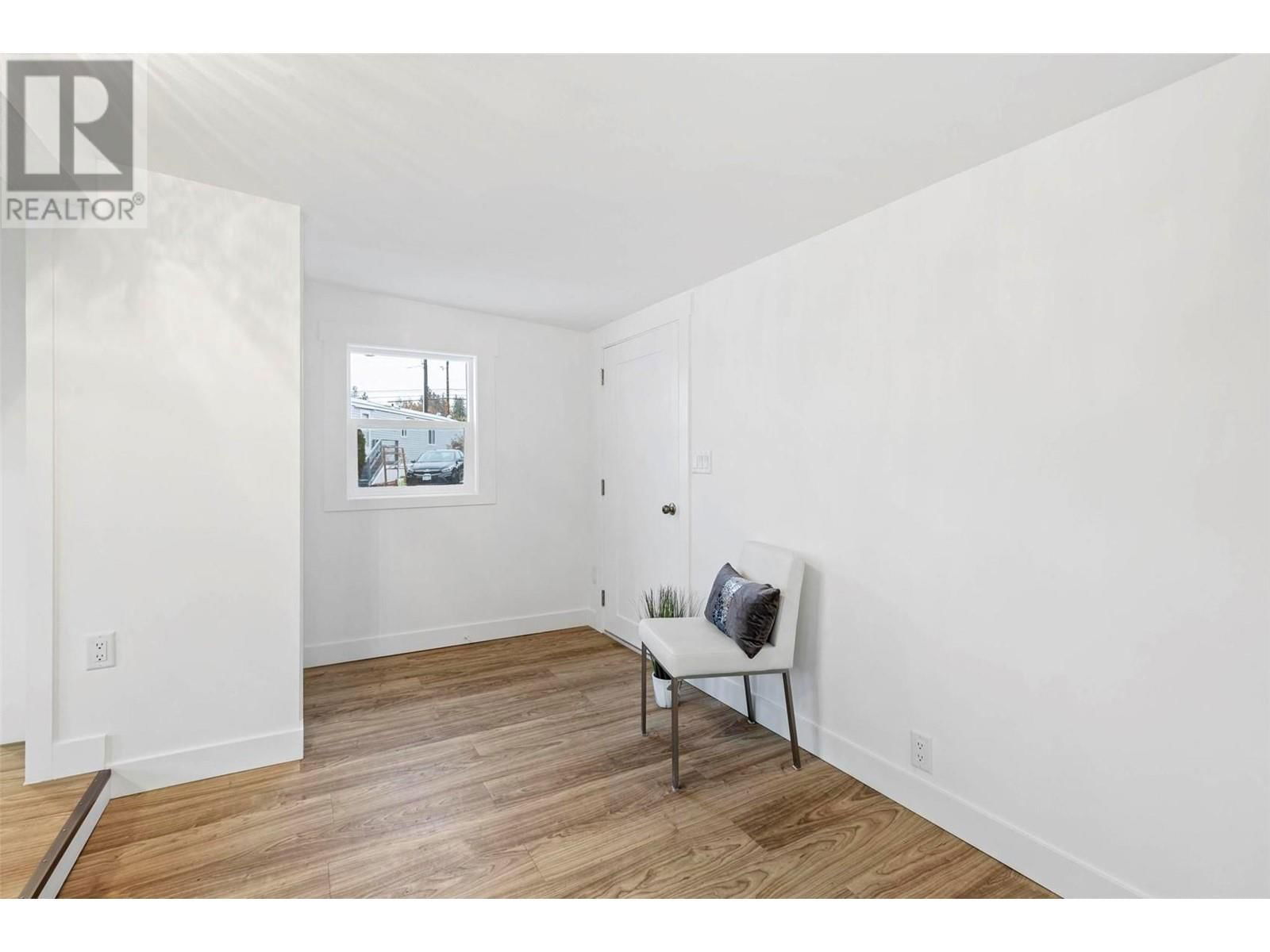 37 - 3535 MCCULLOCH ROAD Image 16