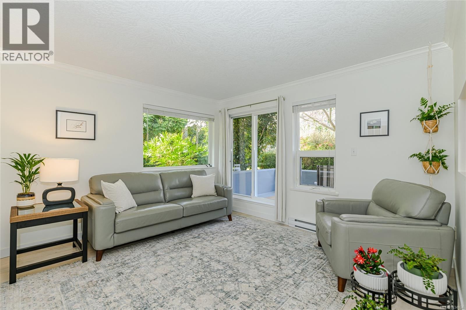 103 3180 Albina Street property photo